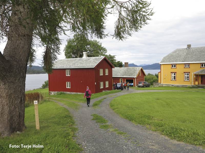Kvernes Borgstua og Prestegarden Pilegrimstur 2608 2020 TH 10